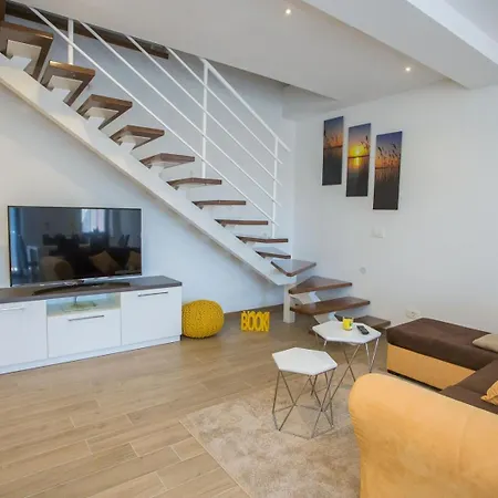 Two Bedroom Milohanic Iii Apartmán *