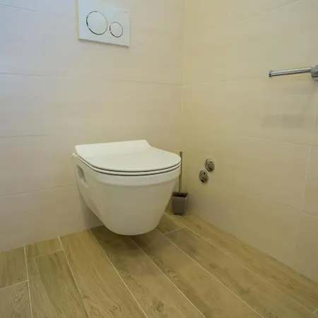 Two Bedroom Milohanic Iii Apartment Porec